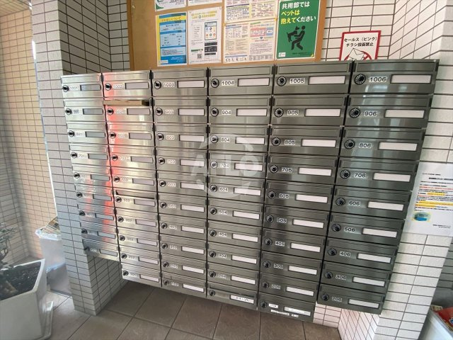 コンチネンタル東小橋のその他共用部分|コンチネンタル東小橋　メールボックス