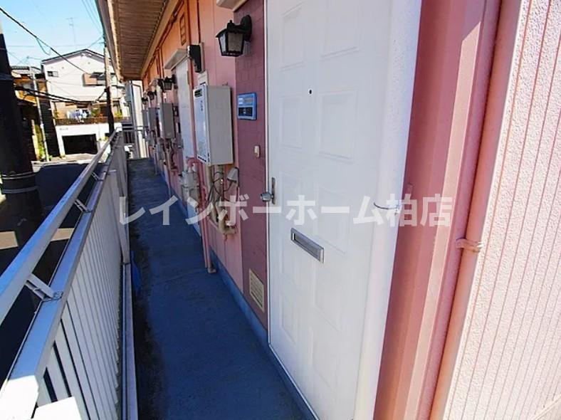 【仲介手数料：50％OFF】対象物件！のエントランス|玄関前です