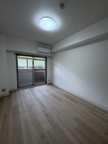 レジデンス妙法寺の居間・リビング