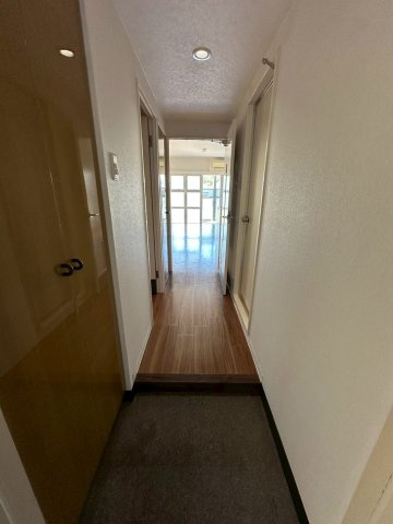 ホープ芦屋の玄関