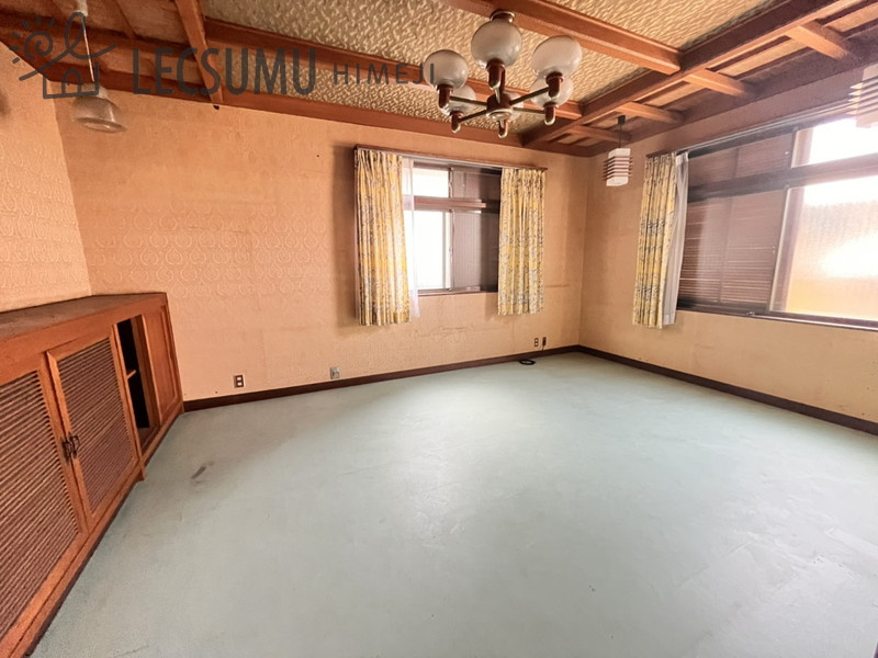 姫路市大寿台1丁目/中古戸建の洋室