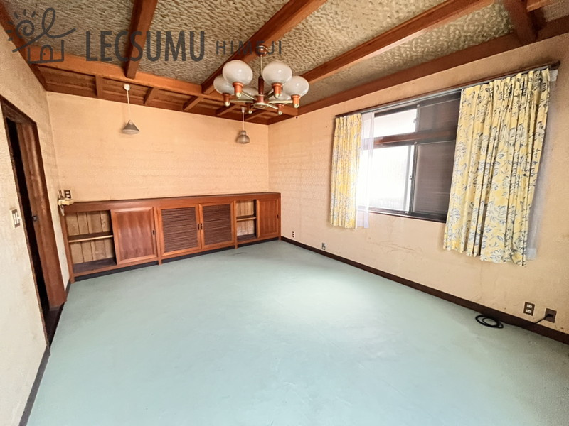 姫路市大寿台1丁目/中古戸建の洋室