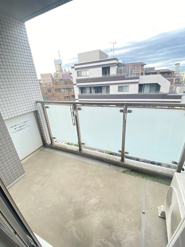 レジディア祐天寺のバルコニー