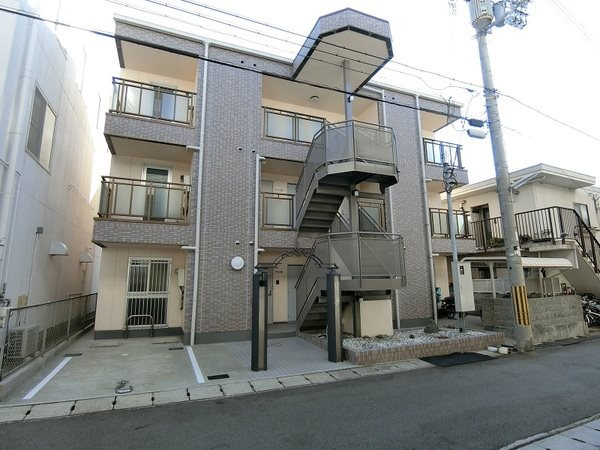 クルビス御影