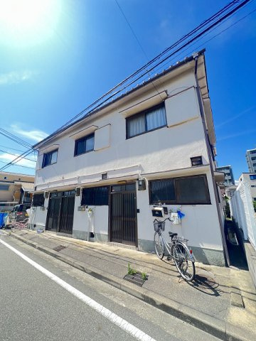 高寺貸家のエントランス|清潔なエントランスです