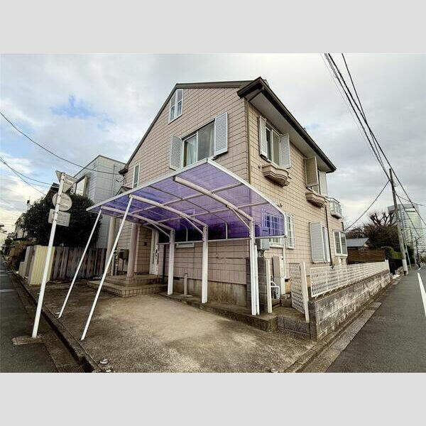 上用賀戸建の駐車場| 