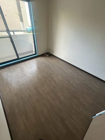 エクレ西宮の居間・リビング