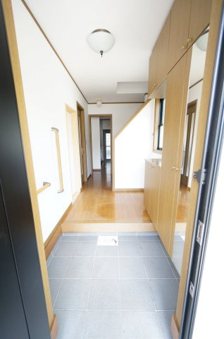 中古　千葉市緑区誉田町の玄関
