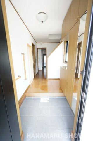 中古　千葉市緑区誉田町の玄関