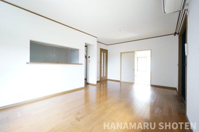 中古　千葉市緑区誉田町の居間・リビング