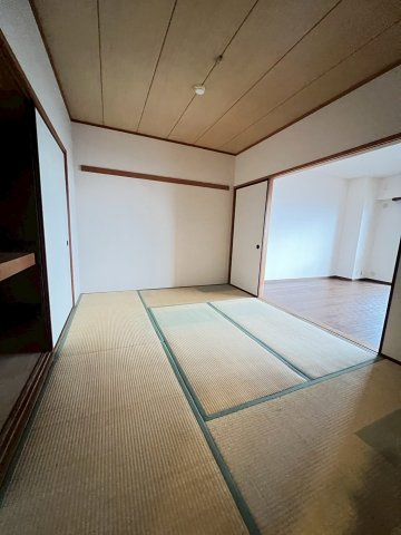 ラ・ヴィーダ西宮の和室