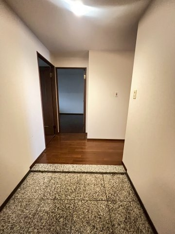 ラ・ヴィーダ西宮の玄関
