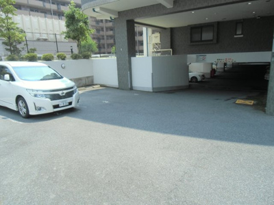 【駐車場】 | ロータリーマンションパレリヴァージュ