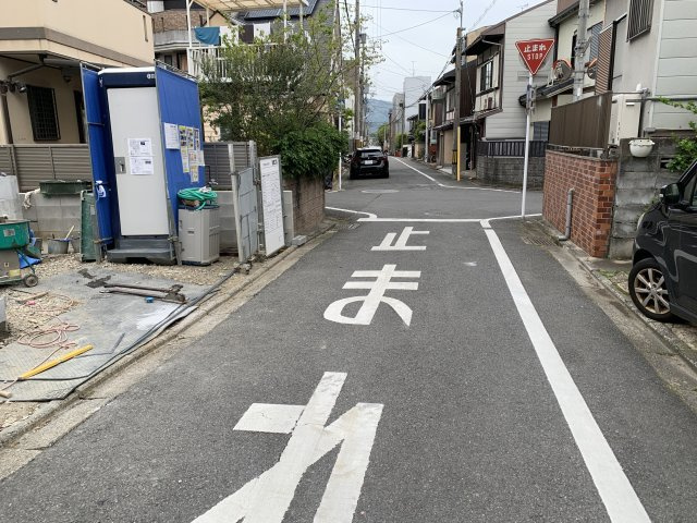 京都市北区紫竹西北町2期1号地　新築一戸建の前面道路含む現地写真