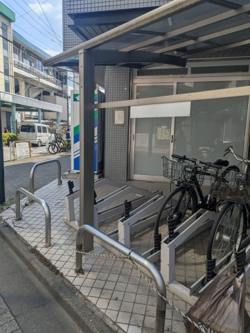 ルシェリメゾンの駐車場