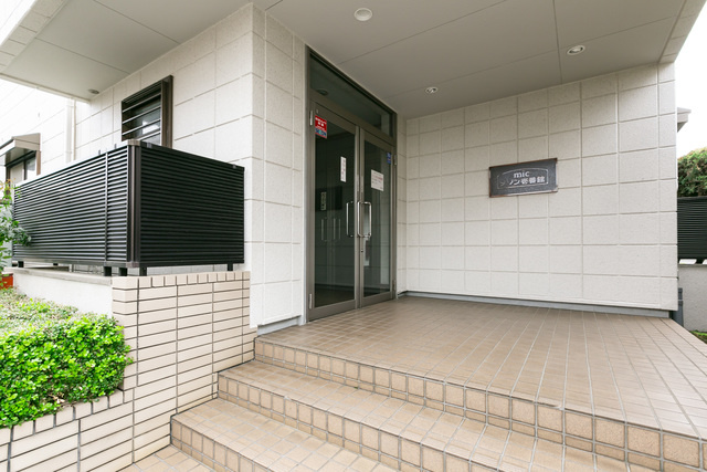 ｍｉｃメゾン壱番館Ｃ棟のエントランス|★オートロック対応★