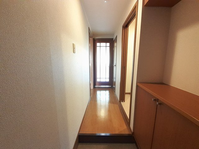 ラフィーネ弐番館の玄関