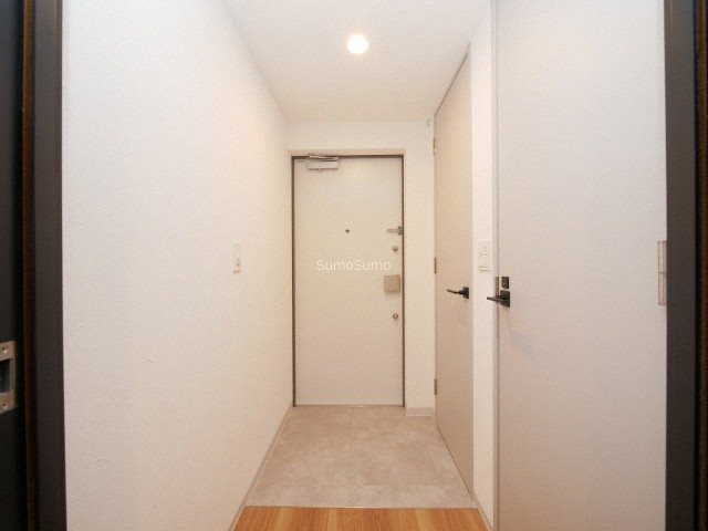 エスリードコート堺筋本町の玄関