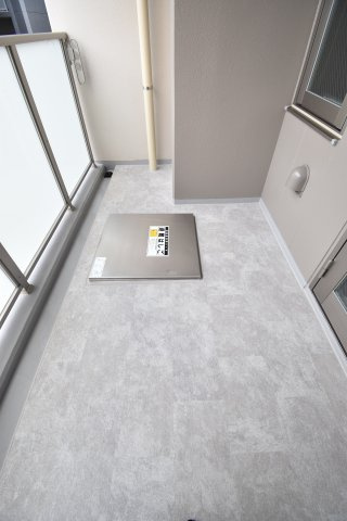 アーバネックス新町のバルコニー