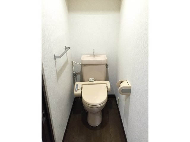 エクセルシオール新町のトイレ