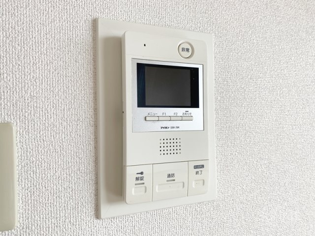 日勝堂ビルのセキュリティ|TVモニターホン完備。