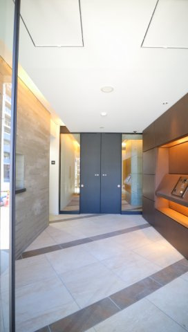 プラウドフラット両国のロビー|建物の内部です