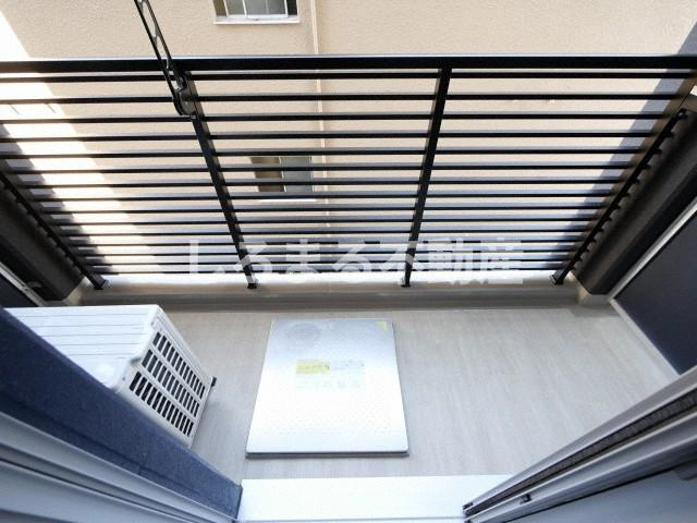 ラヴィータ難波元町のバルコニー