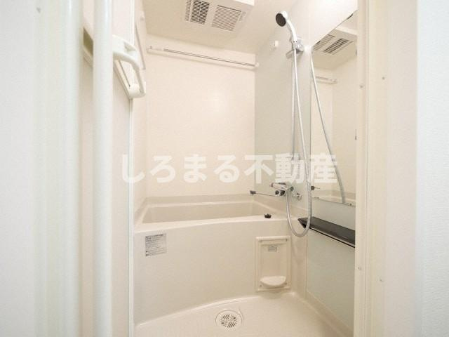 ラヴィータ難波元町の浴室