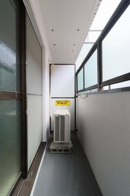 ビアメゾン三井パート２１のバルコニー