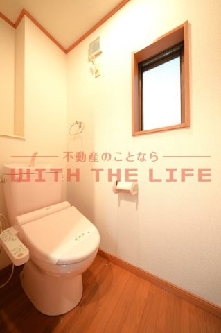 ヴィラージュⅡ【キャッシュバック対象】のトイレ|落ち着いた色調のトイレです