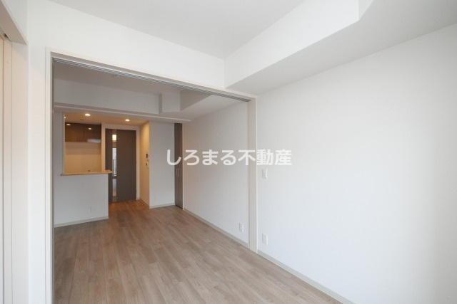 アーバネックス南森町ＥＡＳＴの洋室