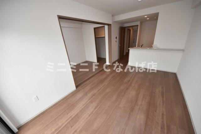 esteOeste難波元町