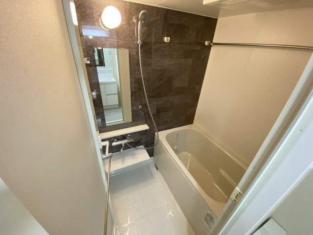 名古屋市中村区上米野町１丁目の賃貸マンションの浴室