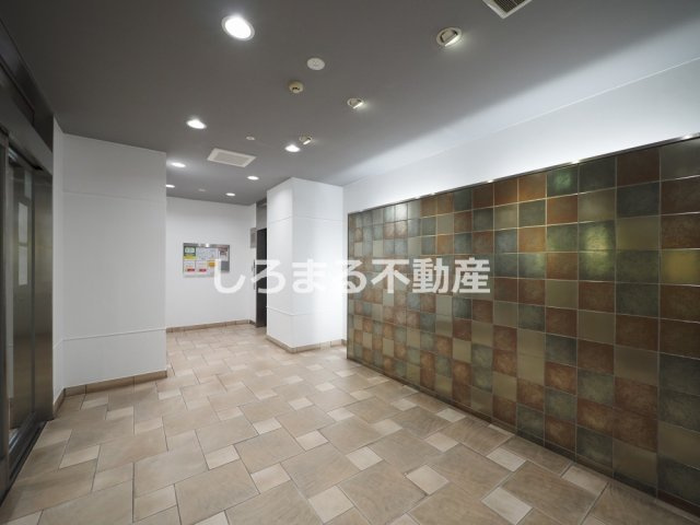 ドゥーエ本庄のロビー