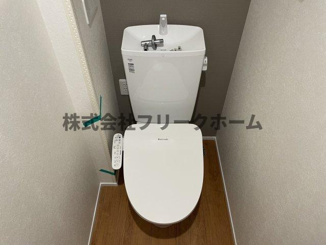 三鷹市井の頭３丁目のアパートのトイレ