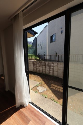 大宮区三橋１丁目462-9(リフォーム済み住宅)のその他|カーテンレール付き
