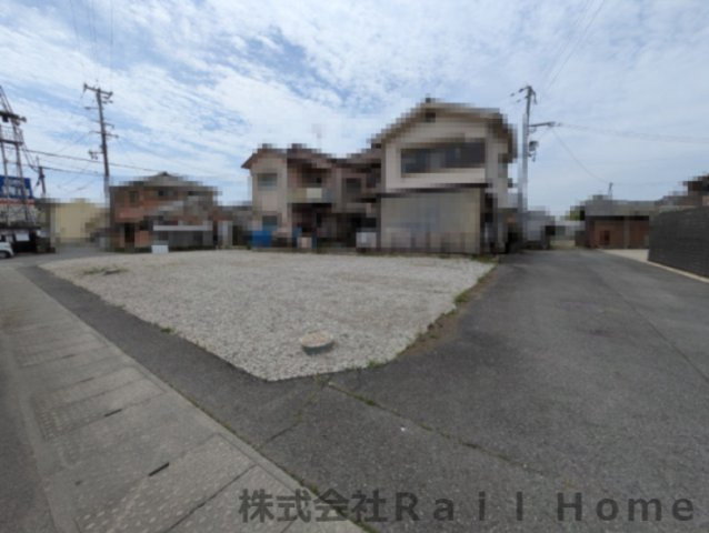 揖保郡太子町東保　売土地の前面道路含む現地写真