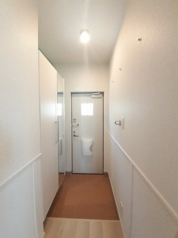 ラントベルク　Ｂの玄関