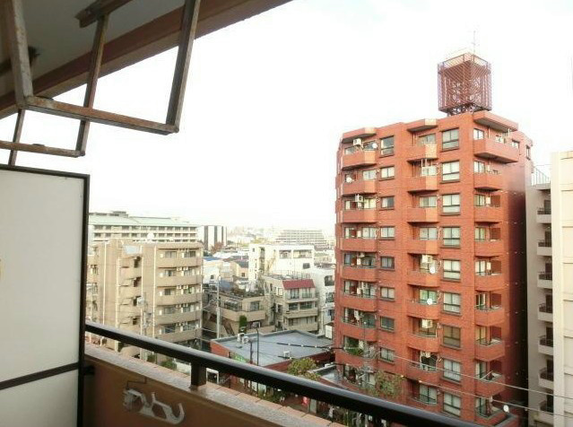 ライオンズプラザ方南町のバルコニー