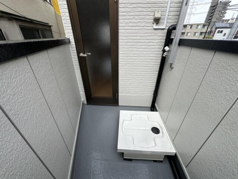 東新小岩戸建(岩崎貸家)のバルコニー