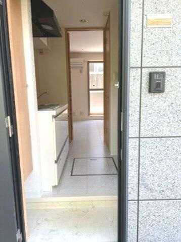 ロイヤルコモードの玄関