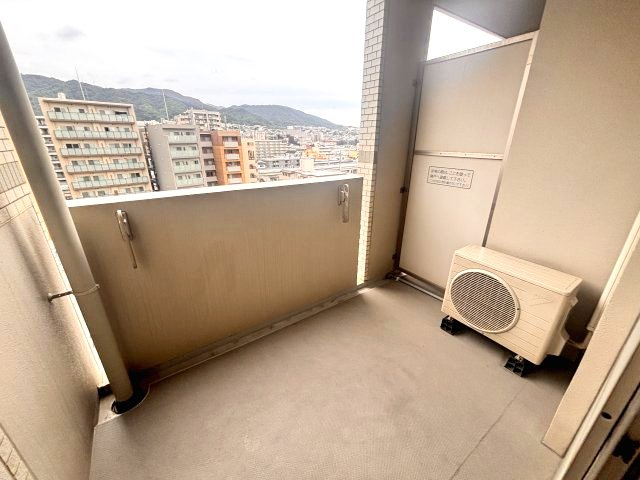 ライジングコート深江本町フラワーパークのバルコニー