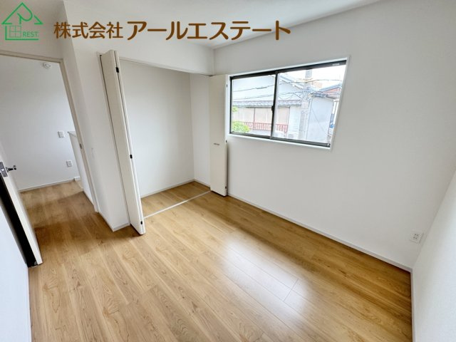 加古川市米田町平津　　山陽電鉄「宝殿駅」徒歩5分の洋室