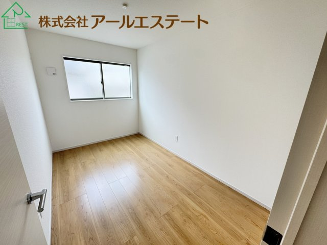 加古川市米田町平津　　山陽電鉄「宝殿駅」徒歩5分の子供部屋