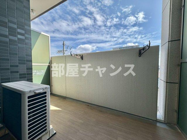プレサンス名古屋グロウのバルコニー
