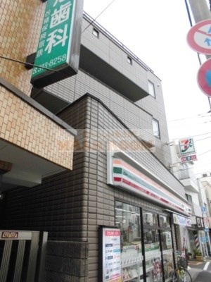 ベルヴィル七久保の外観