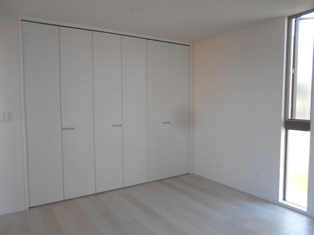 【洋室】 | 高崎市飯塚町中古住宅 | 2階