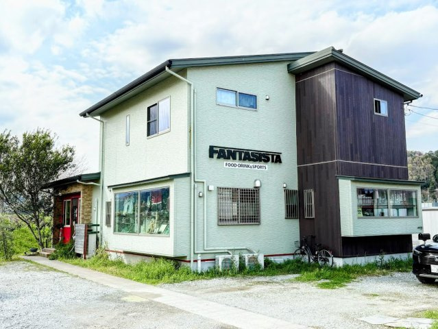 【駅5分】多用途使いできる伊豆市牧之郷の店舗付き住宅　の外観