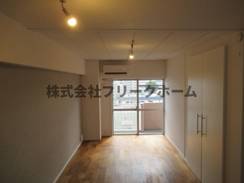 武蔵野市吉祥寺北町４丁目の賃貸マンションの収納