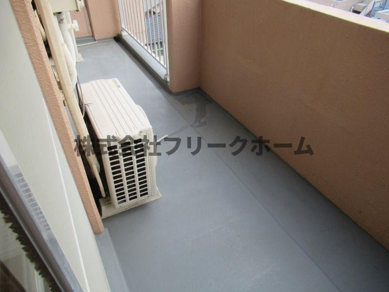 武蔵野市吉祥寺北町４丁目の賃貸マンションのバルコニー